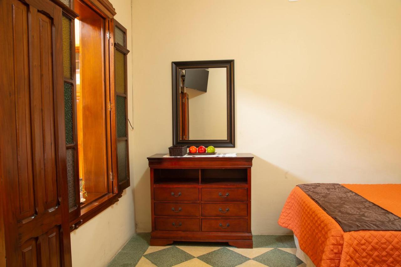 Hotel Casa Salome Guatemala City Luaran gambar